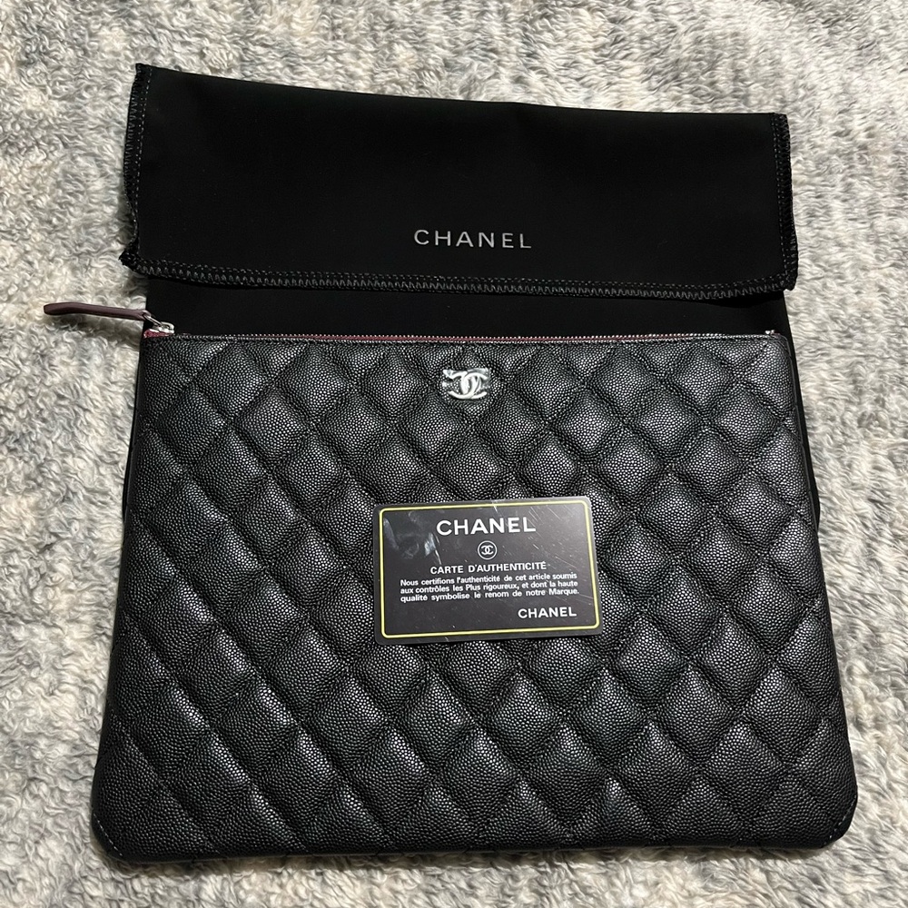 Chanel Black Quilted Pouch